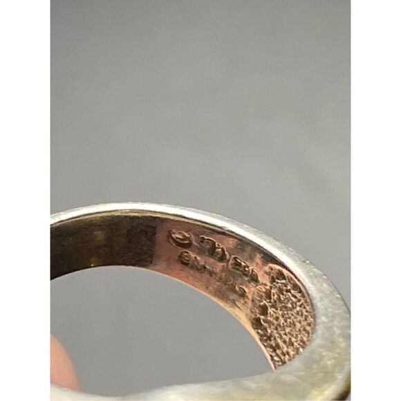 Sterling silver 925 wrap around buckle folder ring oval topaz textured with gold - Picture 8 of 13